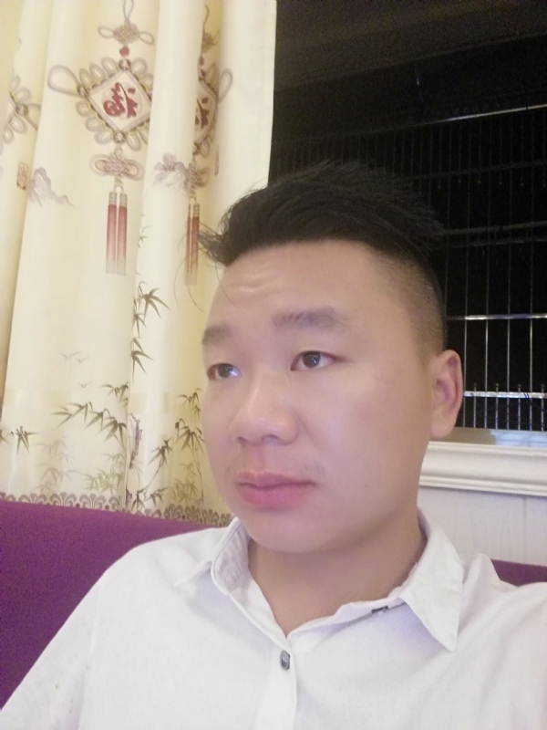 王梓林的第一张照片--平江认干亲服务网